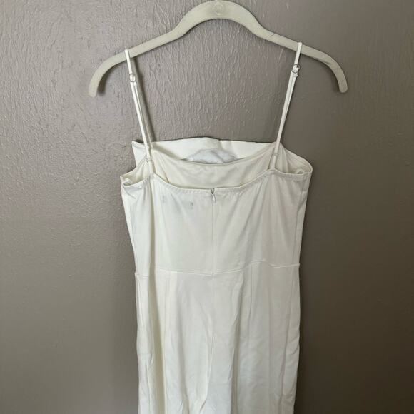 LULU'S Know Your Angle White Pleated Wide-Leg Jumpsuit Size Medium comfort - Picture 7 of 8